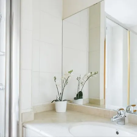Bonito Duplex Con Piscina En Barcelona&Playa Apartment Tiana Exterior photo