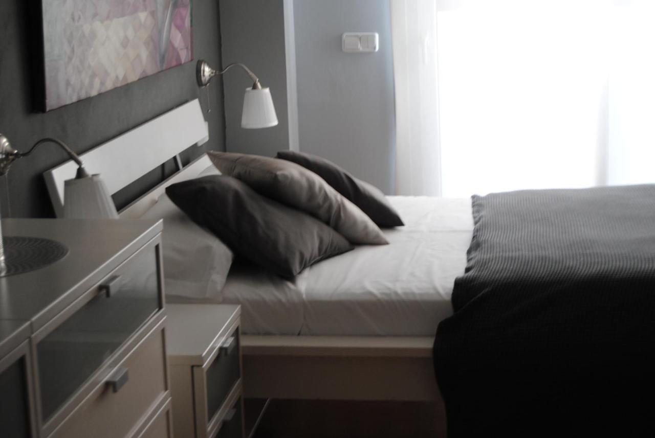 Bonito Duplex Con Piscina En Barcelona&playa Apartment *